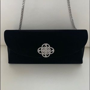 Giani Bernini Velvet Logo Clutch In Black/Silver